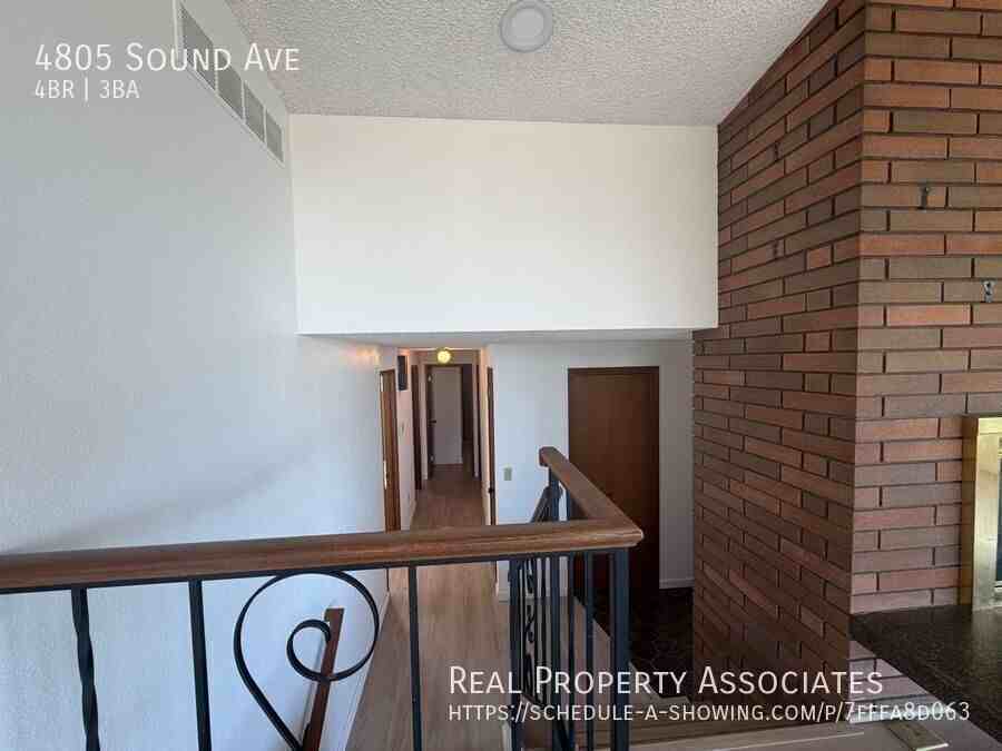 4805 Sound Ave - Photo 7 of 25