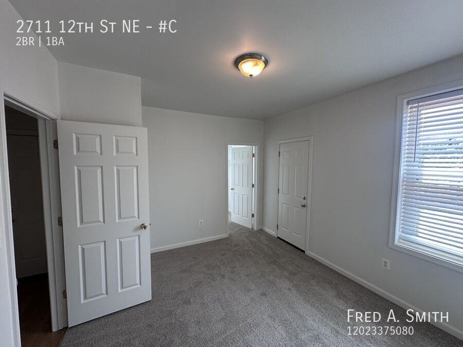 2711 12th St Ne #C - Photo 4 of 14