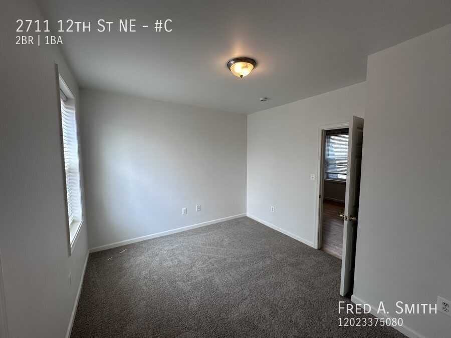 2711 12th St Ne #C - Photo 5 of 14