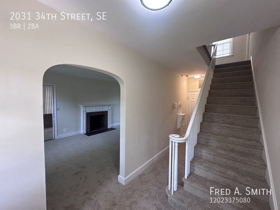 2031 34th St Se ##Se - Photo 4 of 32