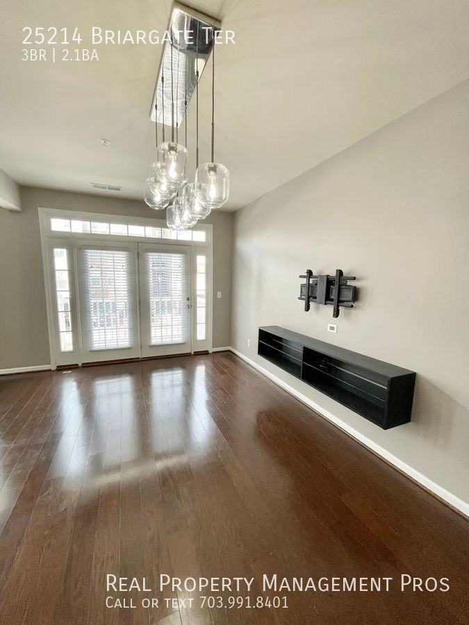 25214 Briargate Ter - Photo 7 of 29