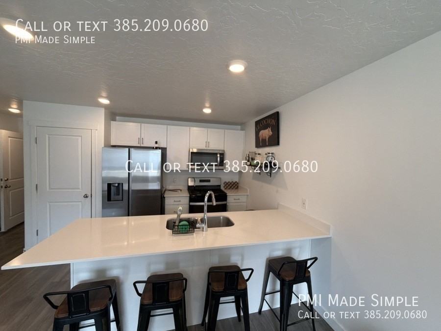 3901 S Buckland Dr - Photo 5 of 25