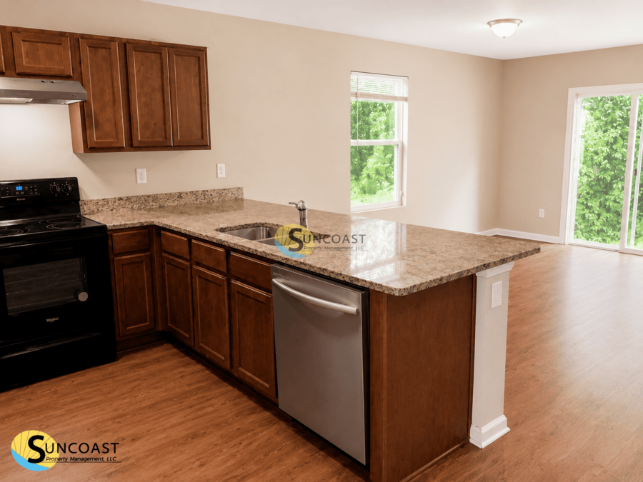 8406 Oden Ave - Photo 3 of 18