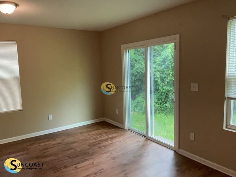8406 Oden Ave - Photo 4 of 18