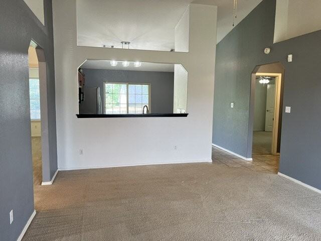 411 Harvard Way - Photo 2 of 13