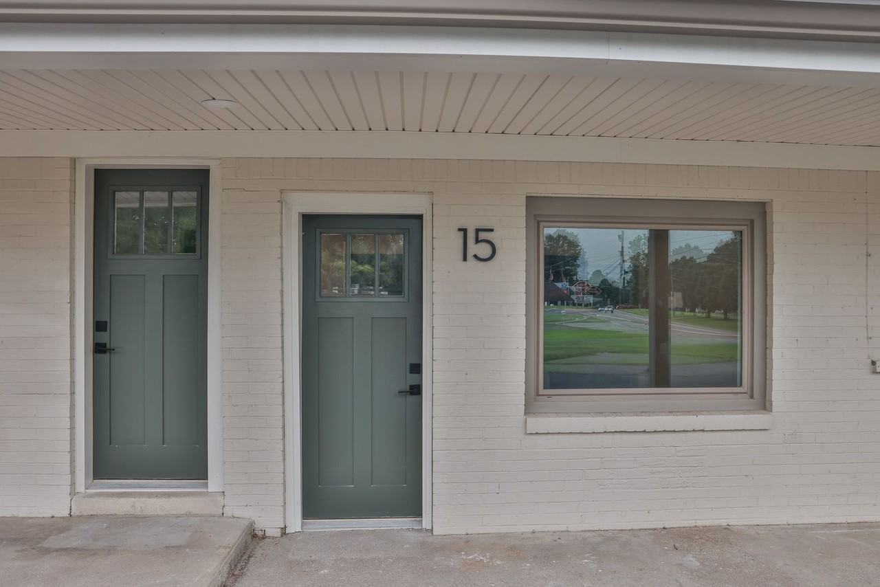 551 Elm St #15 - Photo 4 of 6