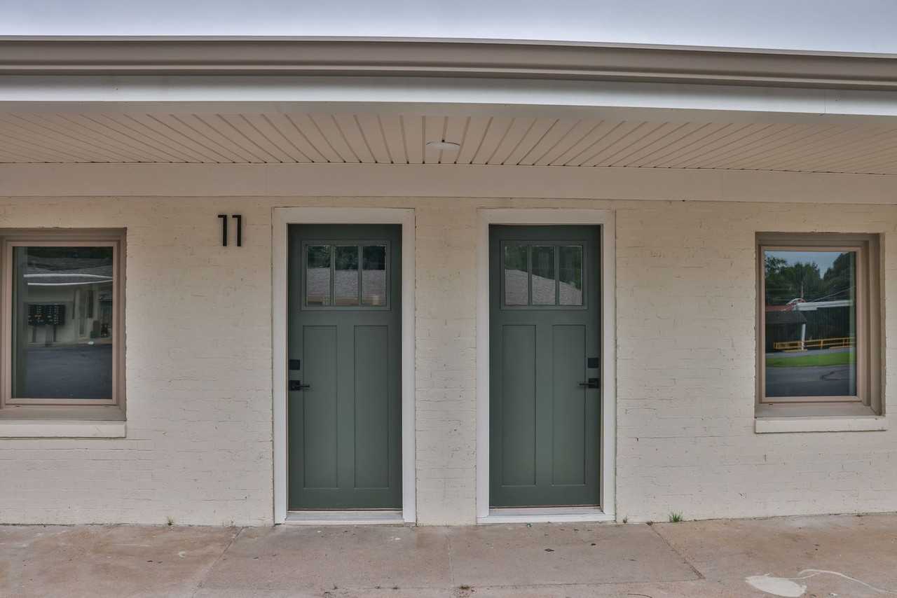 551 Elm St #11 - Photo 4 of 10