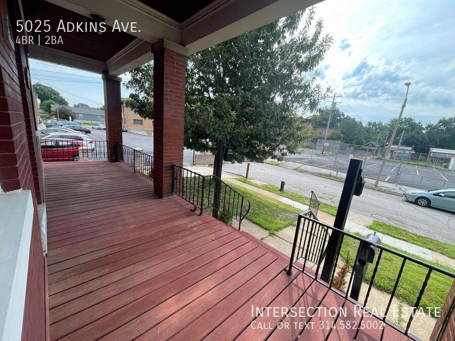 5025 Adkins Ave - Photo 3 of 26