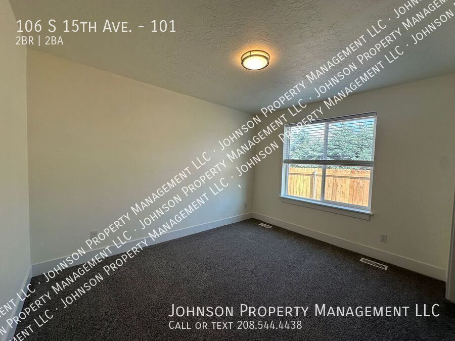 106 S 15th Ave #101 - Photo 5 of 15