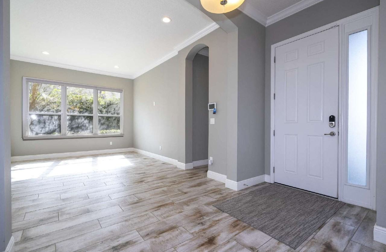 7573 Green Mountain Way - Photo 6 of 27