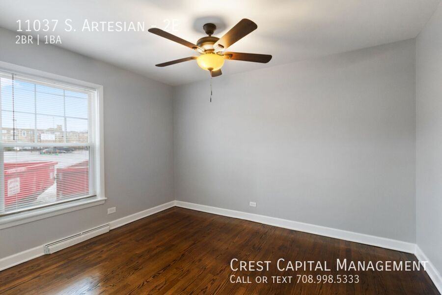 11029 S Artesian Ave #2E - Photo 7 of 10