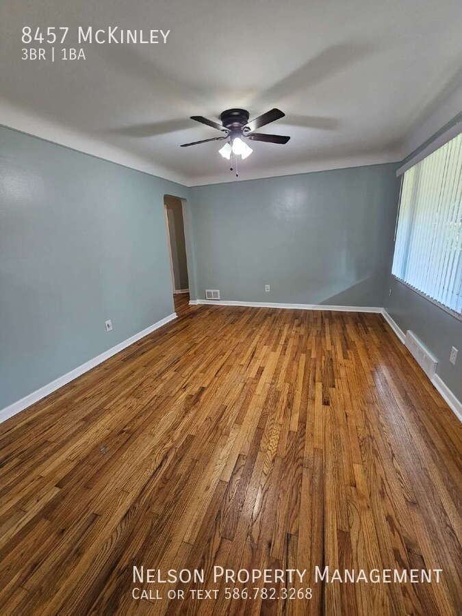 8457 Mckinley - Photo 2 of 17