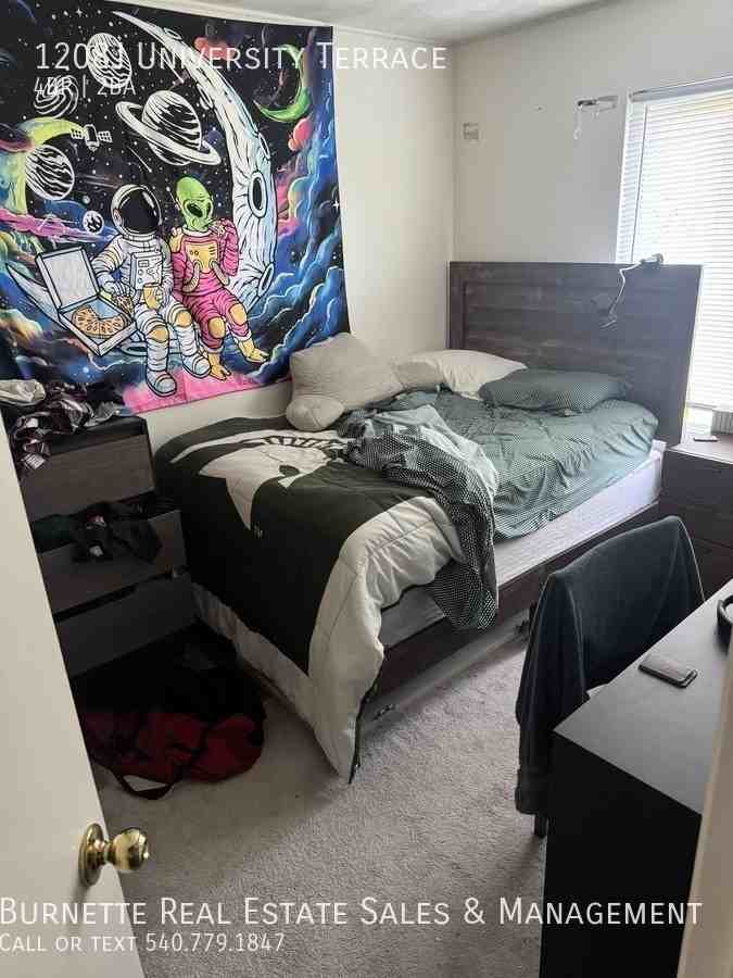 1208 University Ter Apt J - Photo 7 of 18