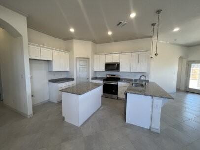 LZ 5401 Lamont Avenue - Photo 4 of 23