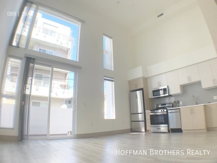 1037 S Hobart Blvd #301 - Photo 2 of 7