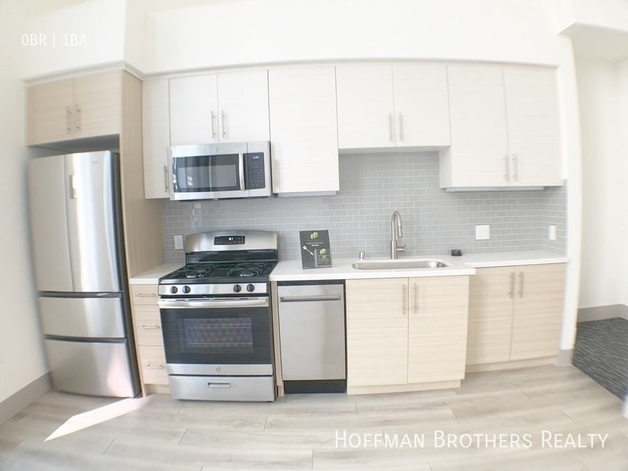 1037 S Hobart Blvd #301 - Photo 3 of 7