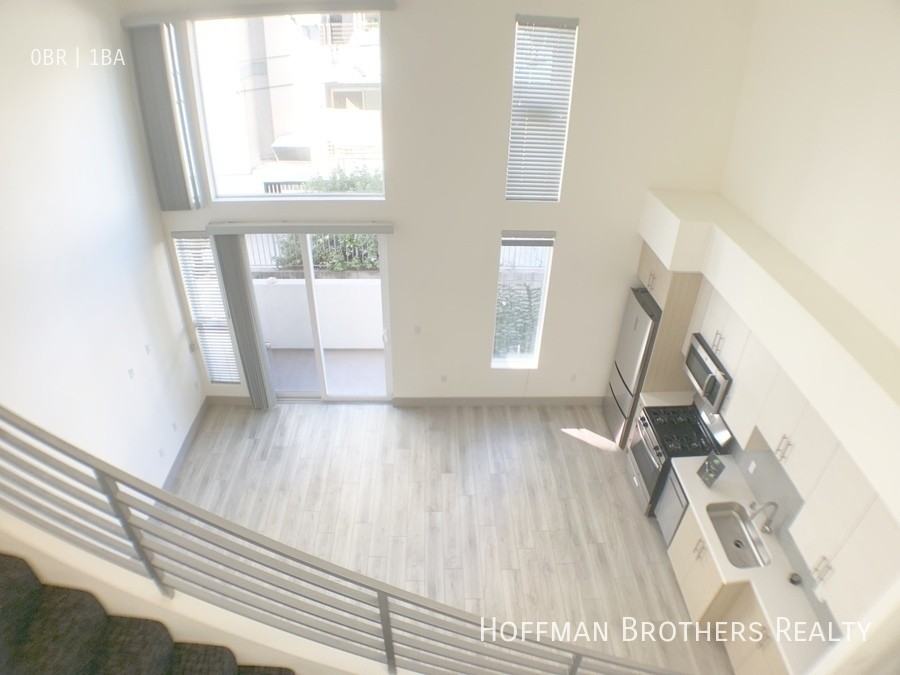 1037 S Hobart Blvd #301 - Photo 4 of 7