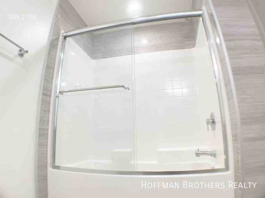 1037 S Hobart Blvd #301 - Photo 7 of 7