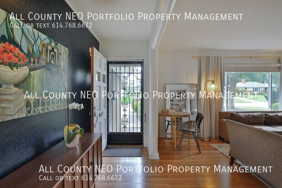 148 S Kellner Rd - Photo 3 of 38