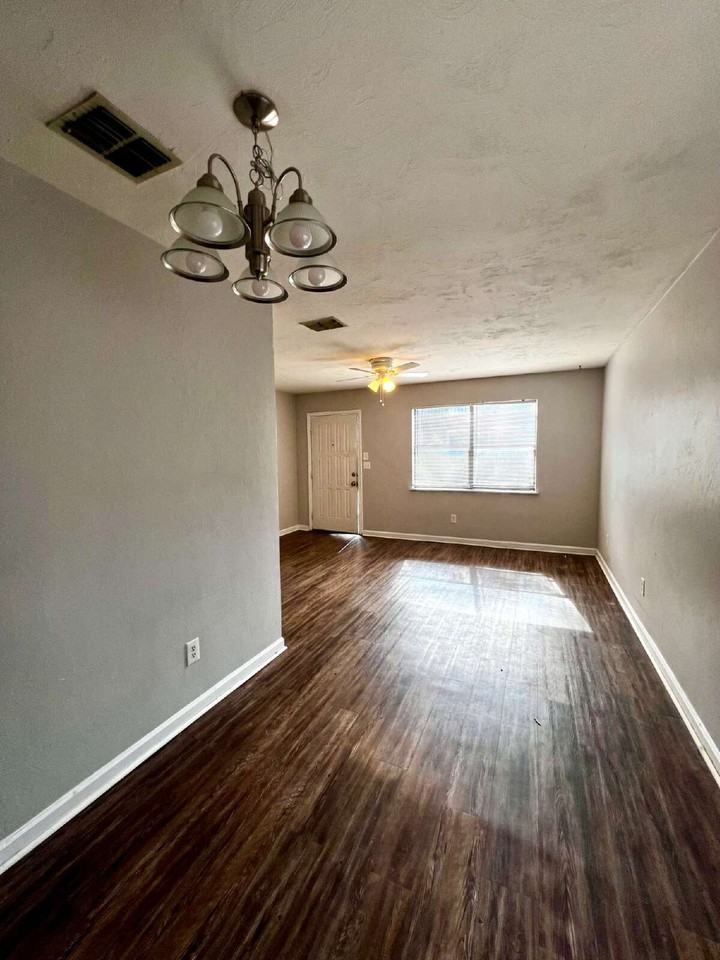 301 Dixie Dr #H2 - Photo 5 of 11