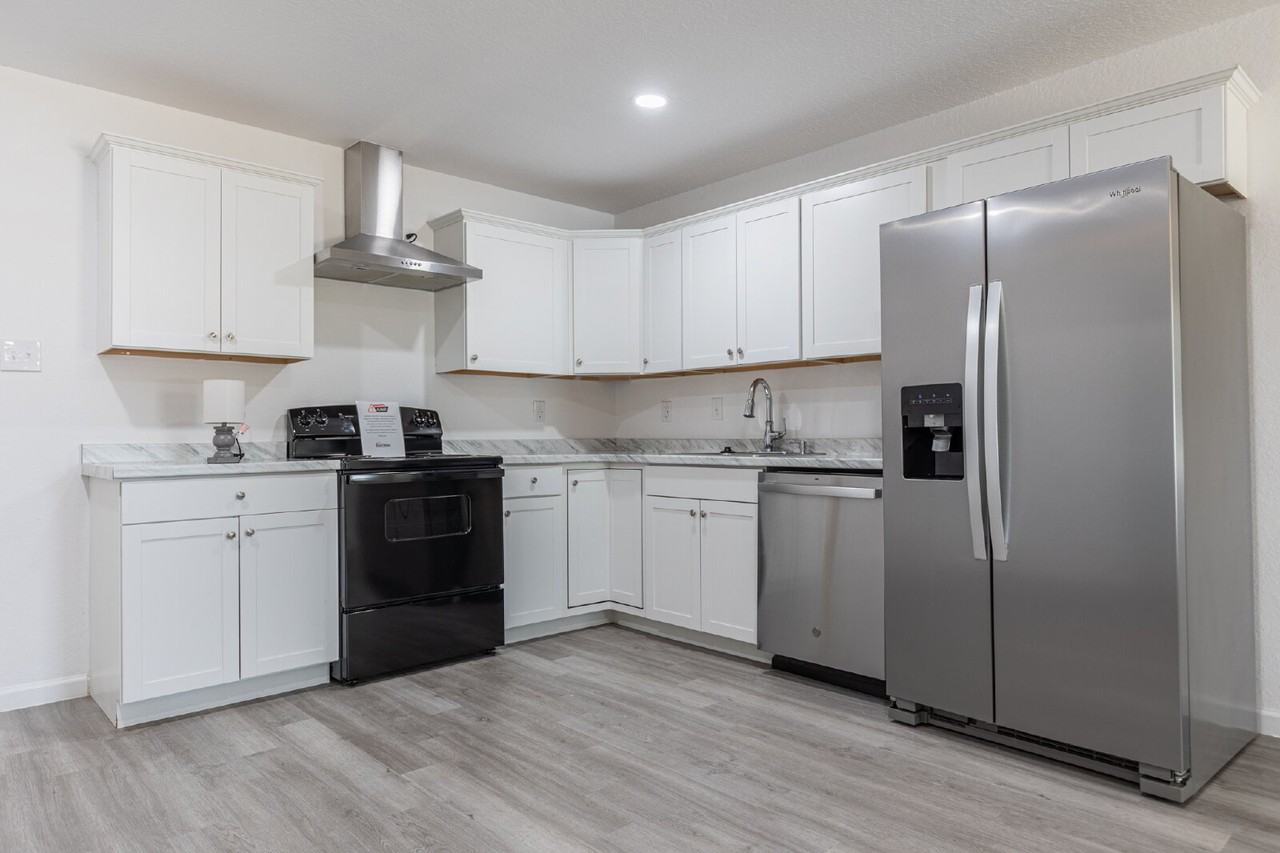 1006 County Road 4516 - Photo 6 of 29