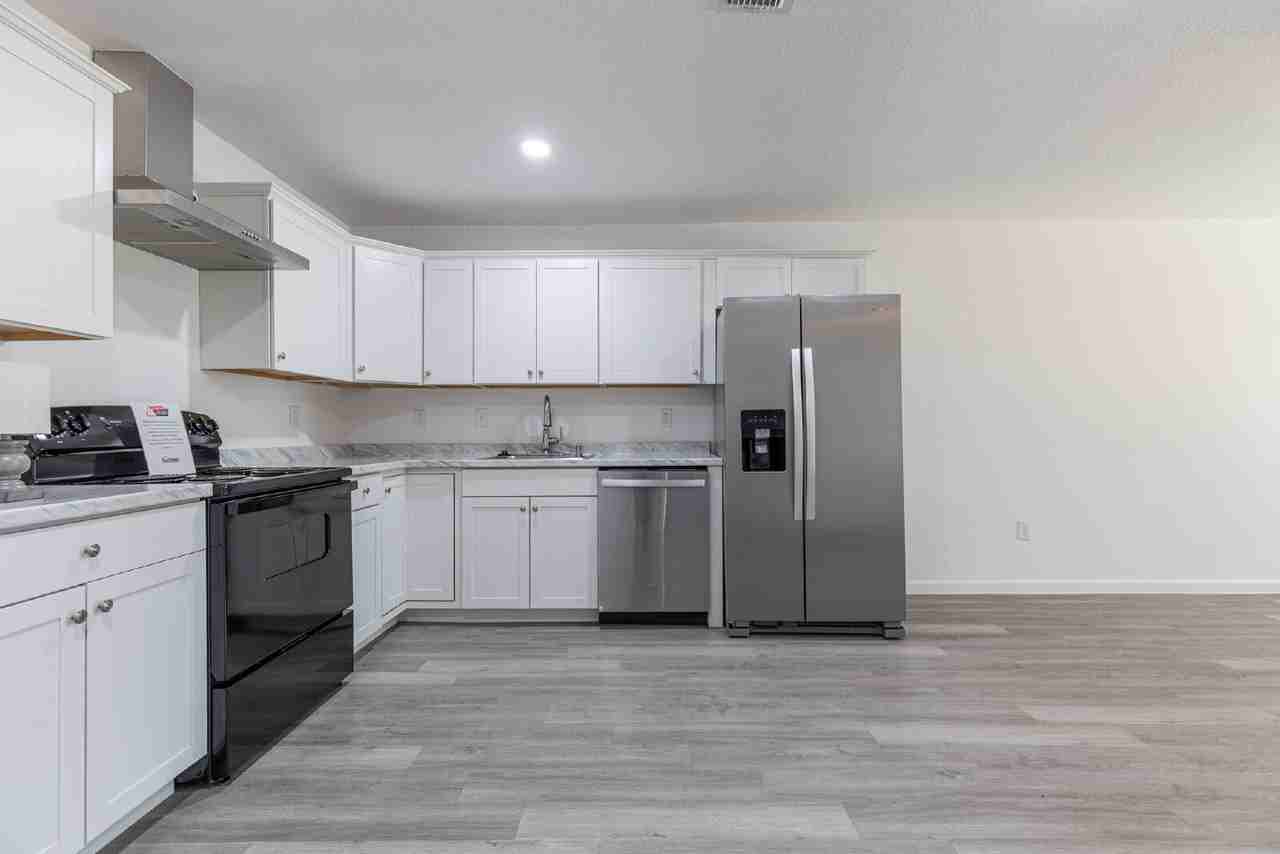 1006 County Road 4516 - Photo 7 of 29