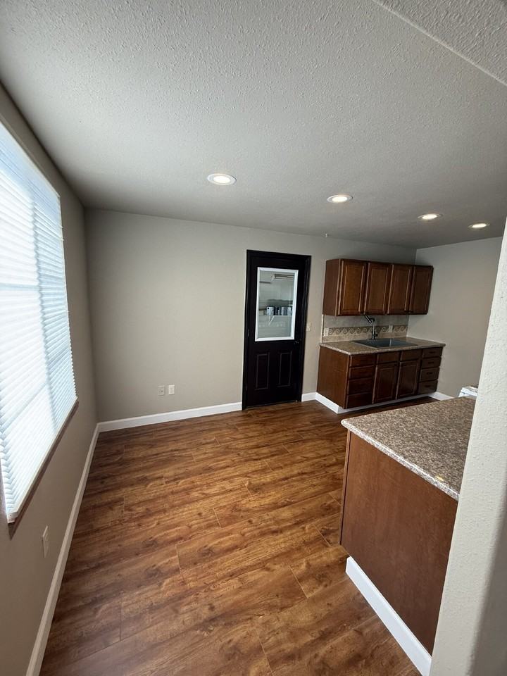 8001 W 101st Ave - Photo 7 of 13