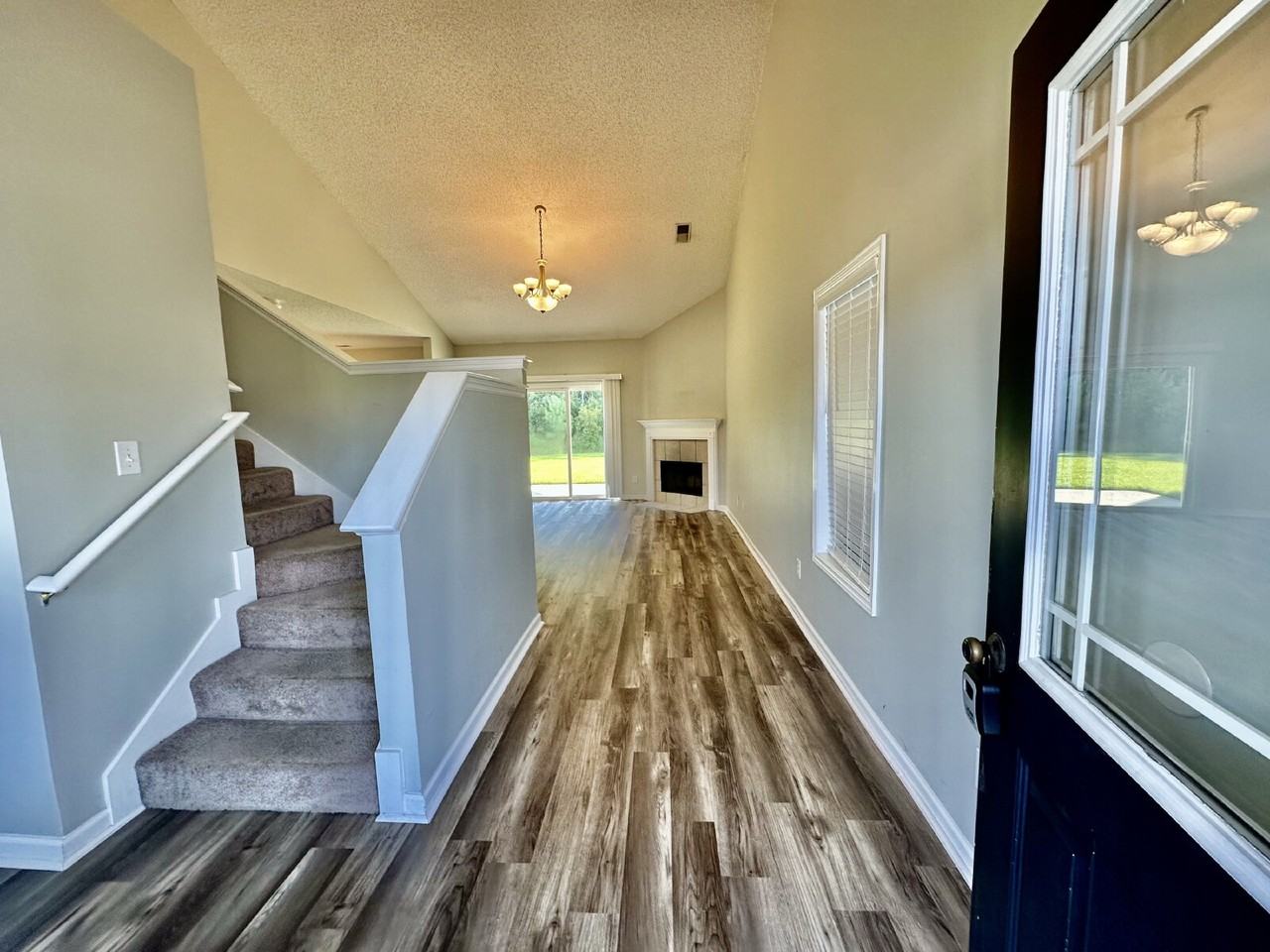 47 Heartstone Cir - Photo 3 of 36