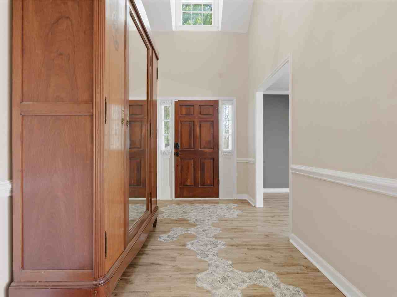 9437 Fairmead Dr - Photo 5 of 50