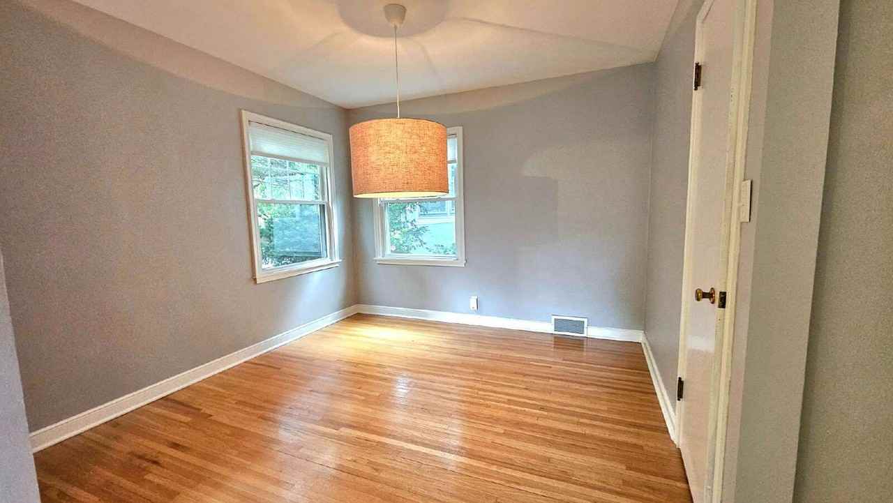 1242 Sargent Ave - Photo 7 of 17