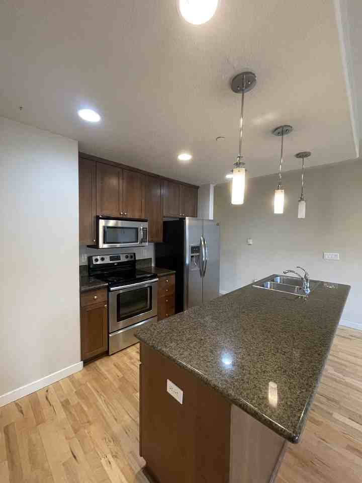 4409 Ne Killingsworth St - Photo 4 of 12