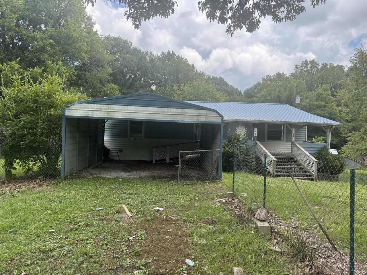 81 Blackwell Ln - Photo 3 of 13