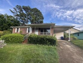 1700 Battle St W - Photo 1 of 1