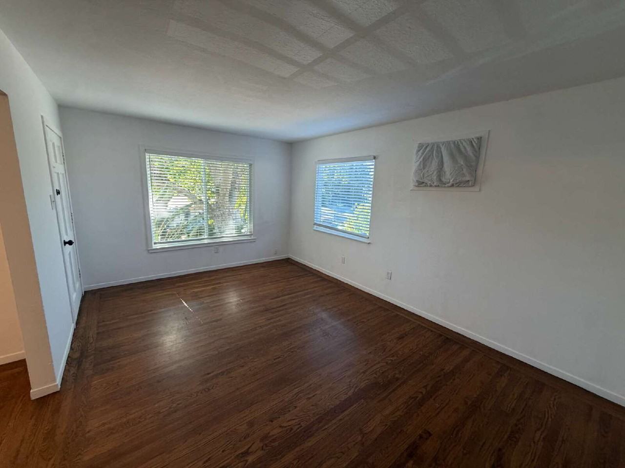 638 Palm Ave - Photo 4 of 24