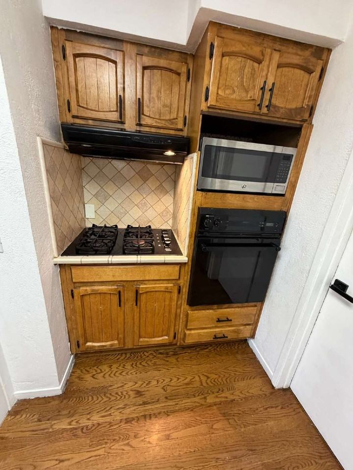 638 Palm Ave - Photo 7 of 24