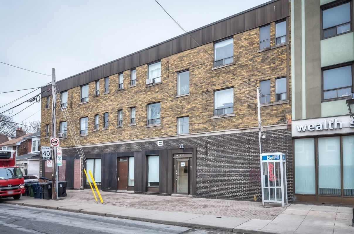 240 Durie St #305