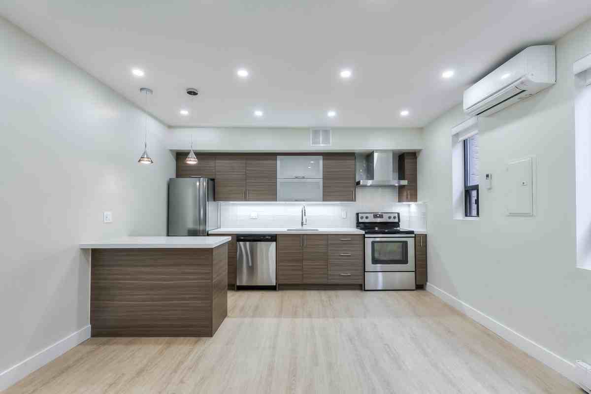 240 Durie St #305 - Photo 6 of 15