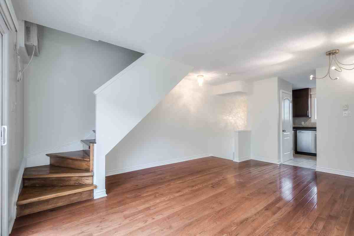 233 Berkeley St - Photo 7 of 19