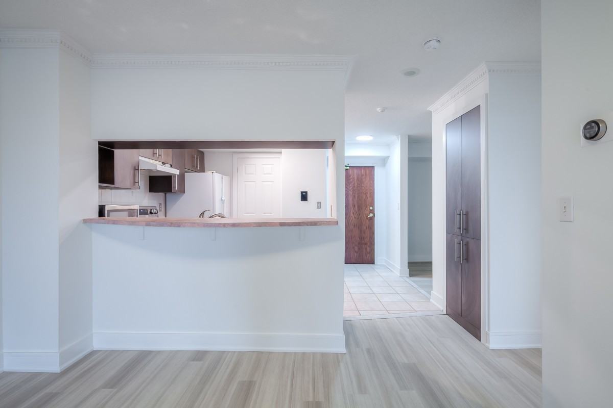 190 Manitoba St #511 - Photo 5 of 25
