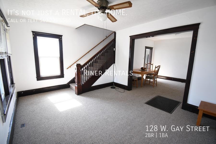 128 W Gay St - Photo 2 of 10