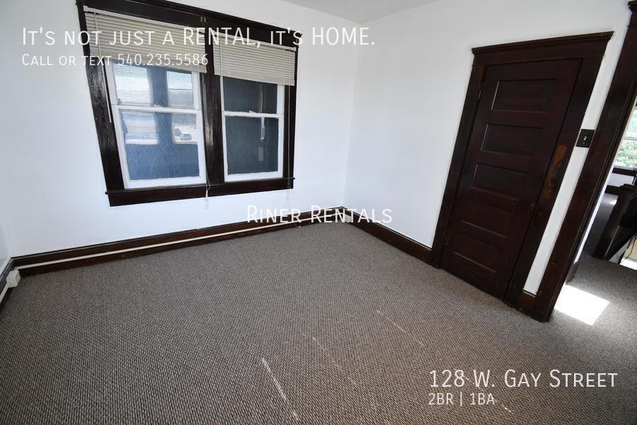 128 W Gay St - Photo 5 of 10