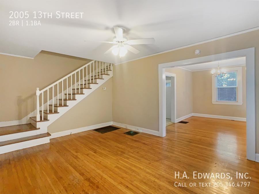 2005 13th St - Photo 2 of 12