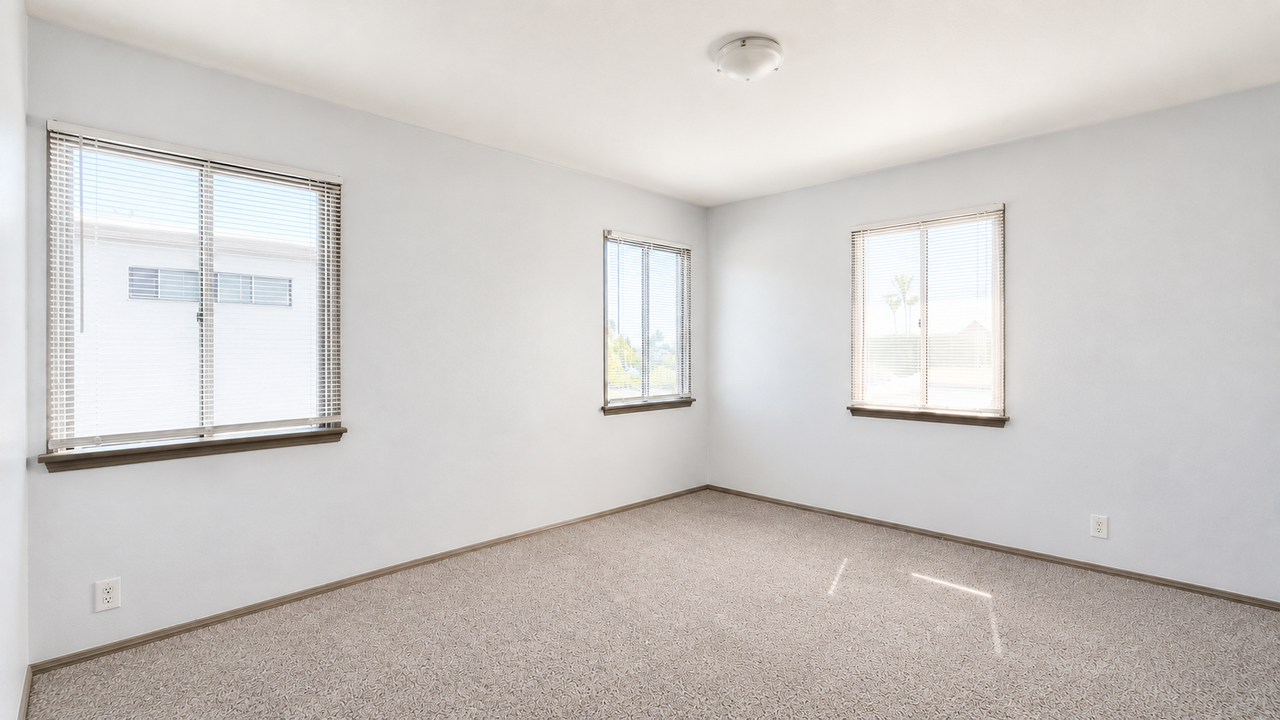 5913 Overhill Dr #4 - Photo 2 of 20