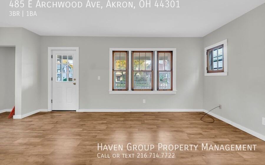 485 E Archwood Ave - Photo 4 of 21
