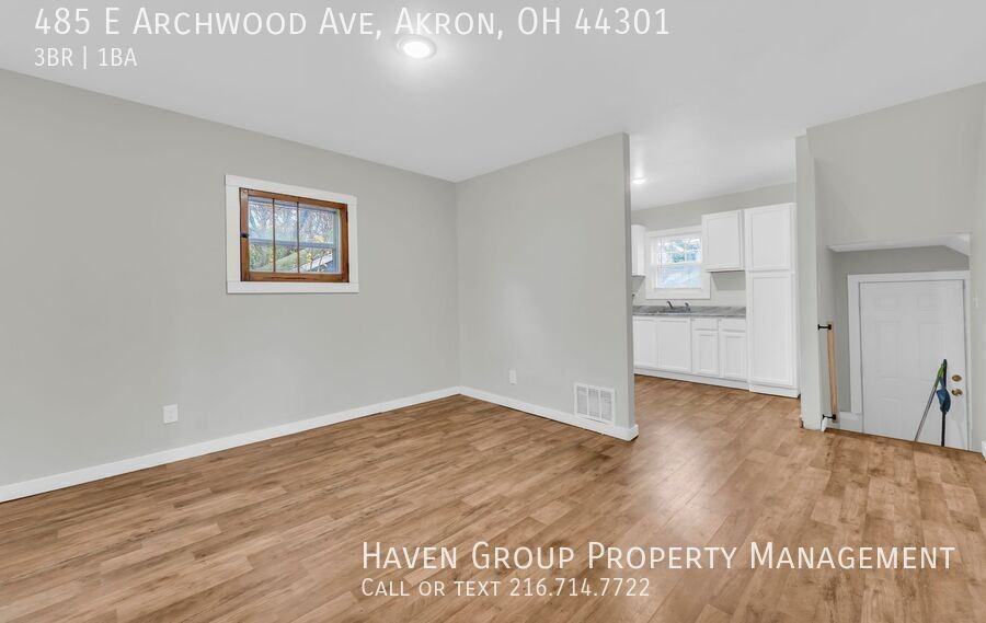 485 E Archwood Ave - Photo 6 of 21