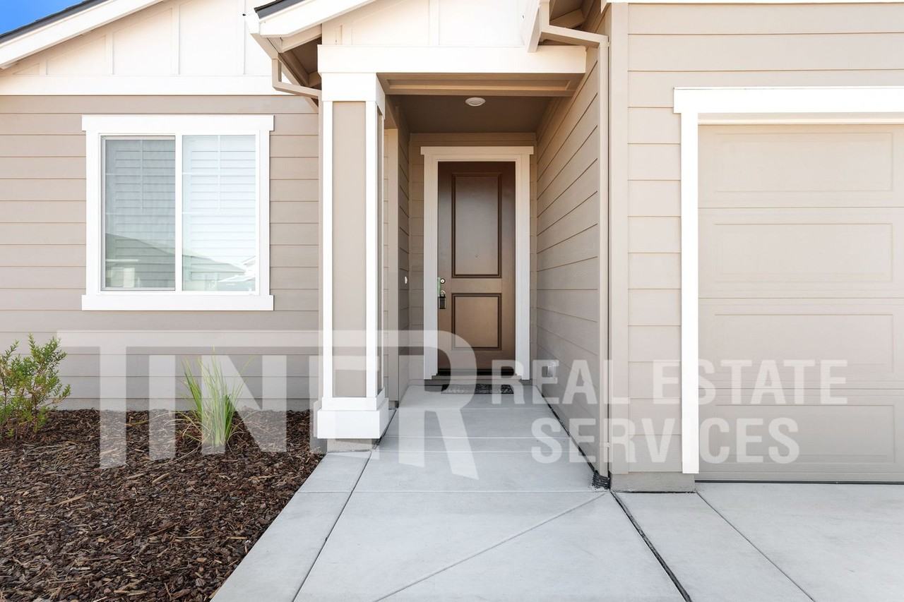 7160 El Cerrito Way - Photo 6 of 22