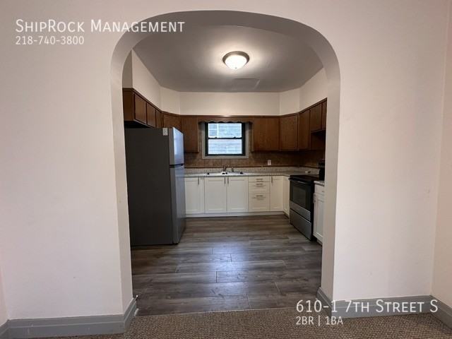 610 7th St S ## 1 - Photo 5 of 17