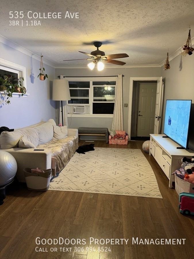 535 College Ave - Photo 4 of 8