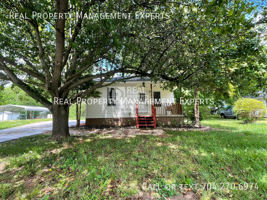 668 Brookwood Dr - Photo 2 of 15