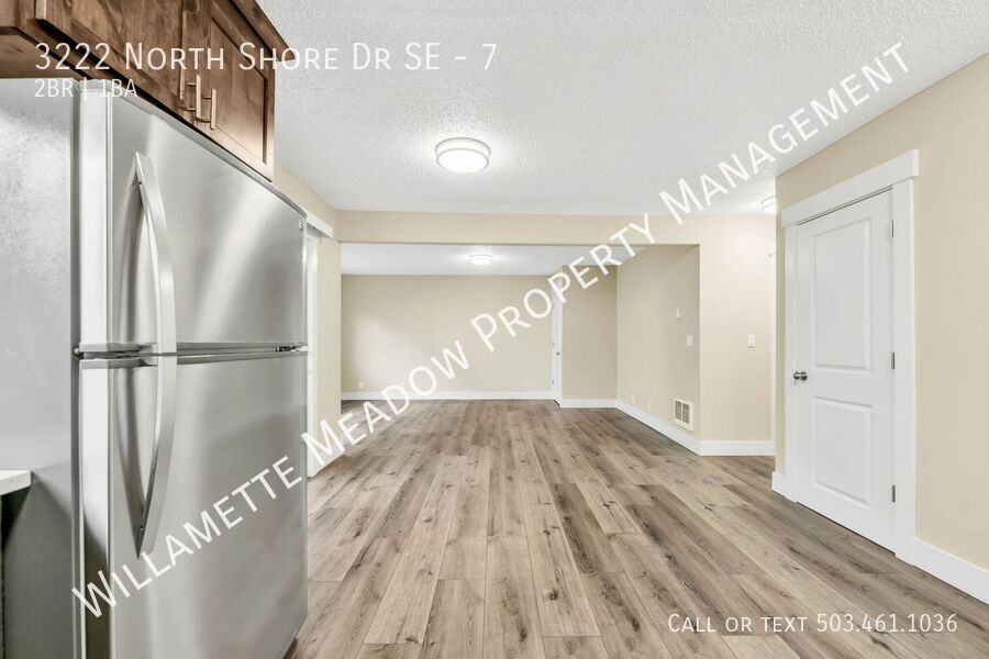 3222 N Shore Dr Se #7 - Photo 6 of 46